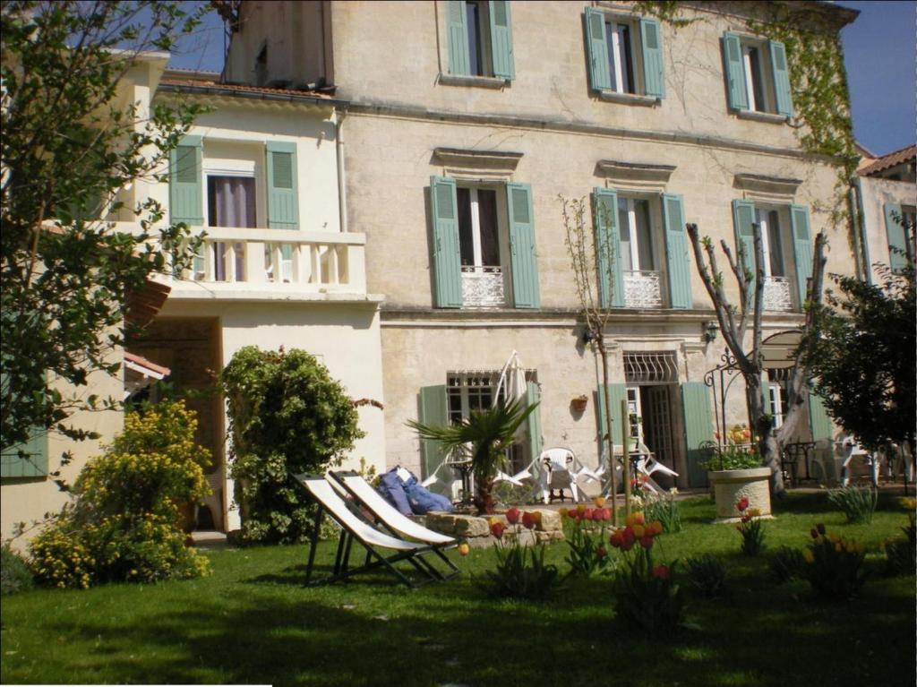אביניון Au Saint Roch - Hotel Et Jardin מראה חיצוני תמונה
