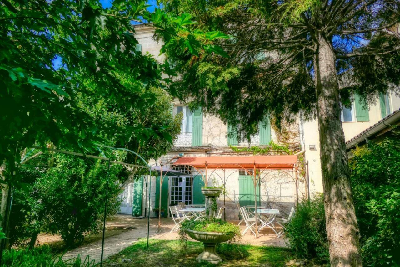 אביניון Au Saint Roch - Hotel Et Jardin מראה חיצוני תמונה